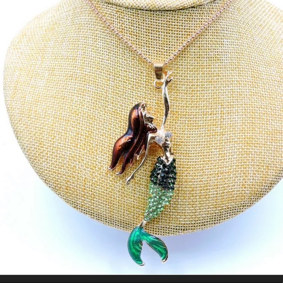 Betsey Johnson Mermaid Pendant Sweater Necklace - Picture 2 of 9